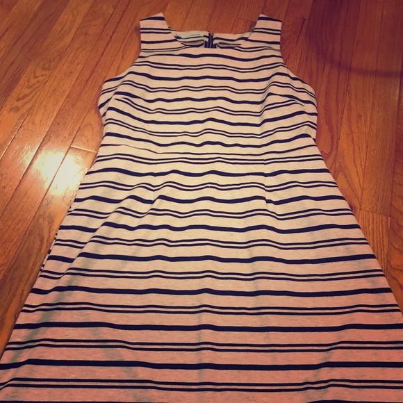Maurices Dresses & Skirts - Dress with pockets!